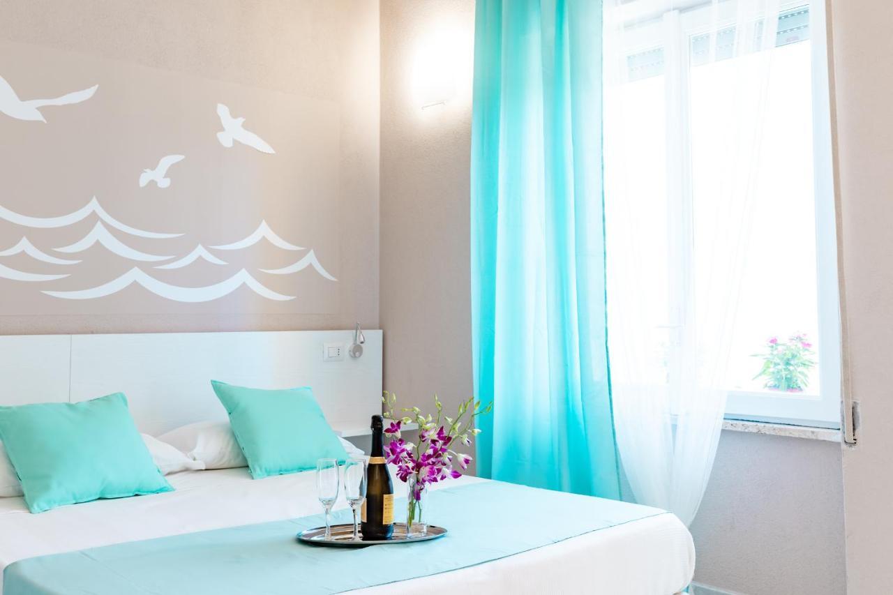 La Smeralda - Boutique Rooms And Breakfast Golfo Aranci Kültér fotó